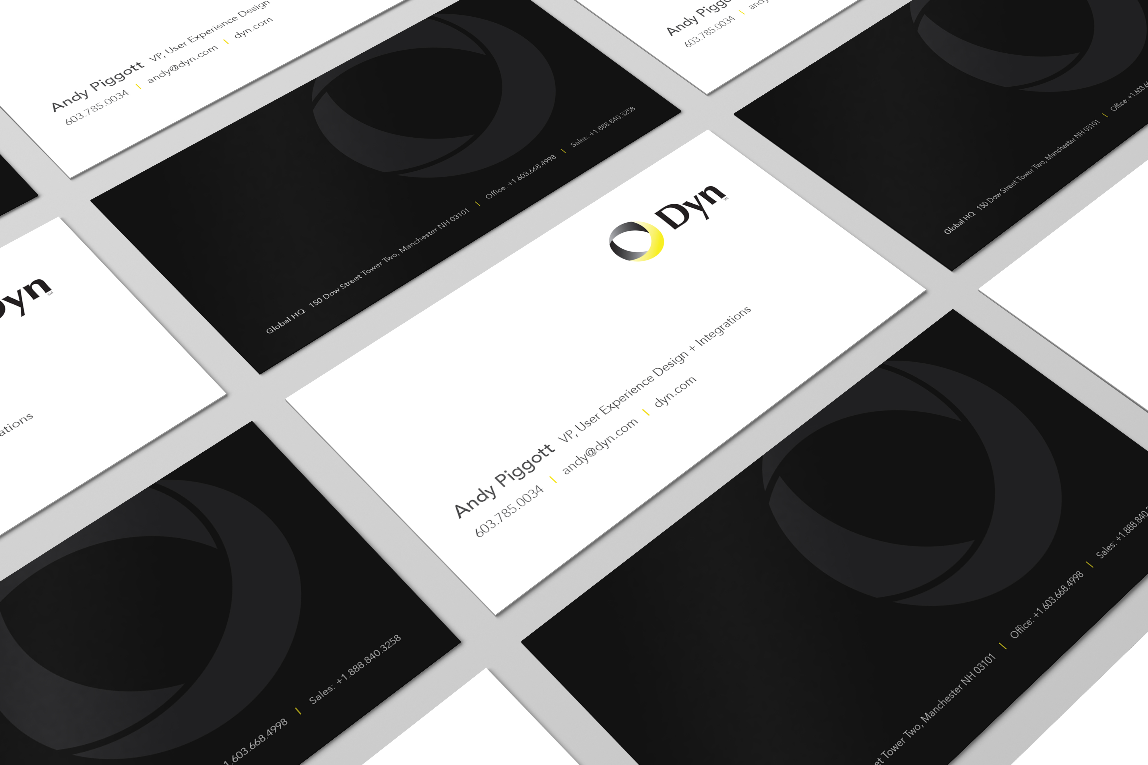 Dyn_business card mockup_3